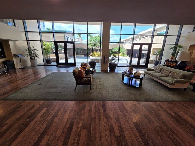 Building Photo - Immaculate Contemporary Living in Kaka‘ako- 2 bedroom, 2 bathroom, 2 covered parking stall, and I...