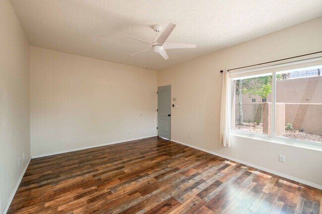 Building Photo - Beautiful Southside Adobe on Vuelta Colorada