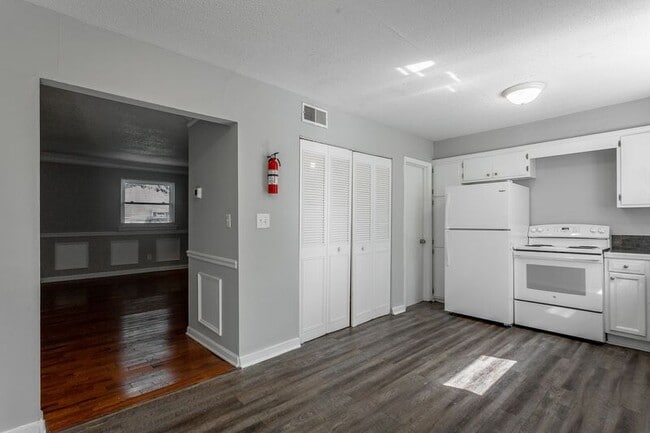 Building Photo - 1407 Mana Ln