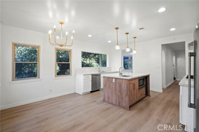 Building Photo - 3272 Craig Dr