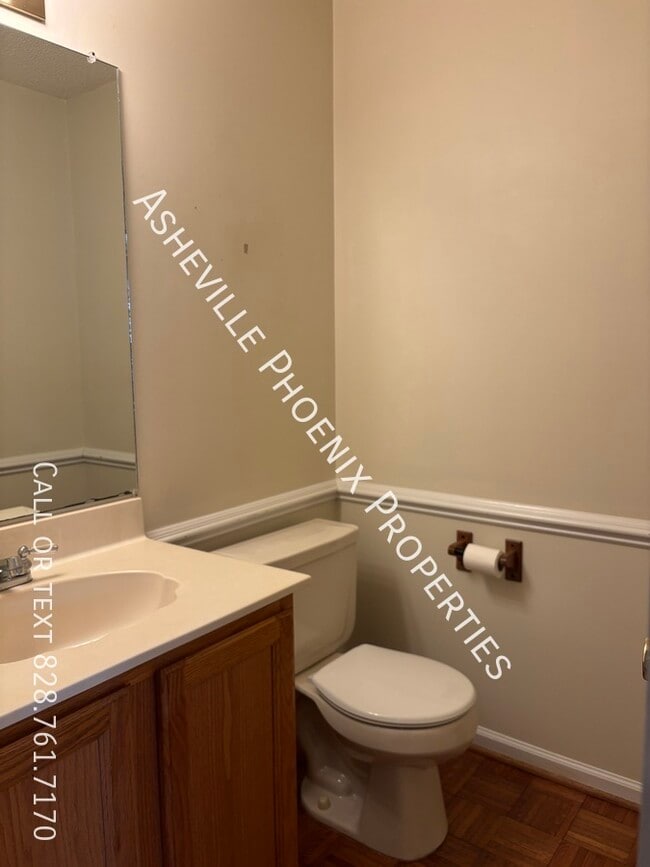 Building Photo - 22 Shackleford Dr