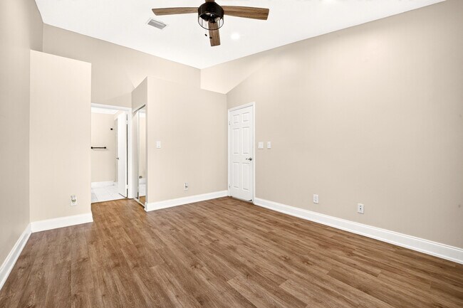 Building Photo - 921 NW 122nd Terrace