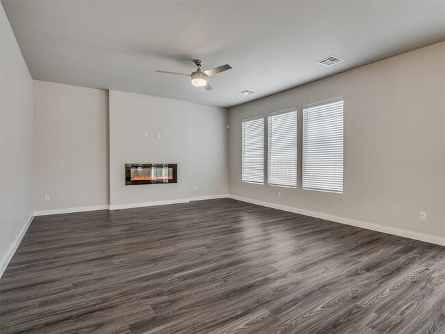 Building Photo - 520 NW 176th Terrace