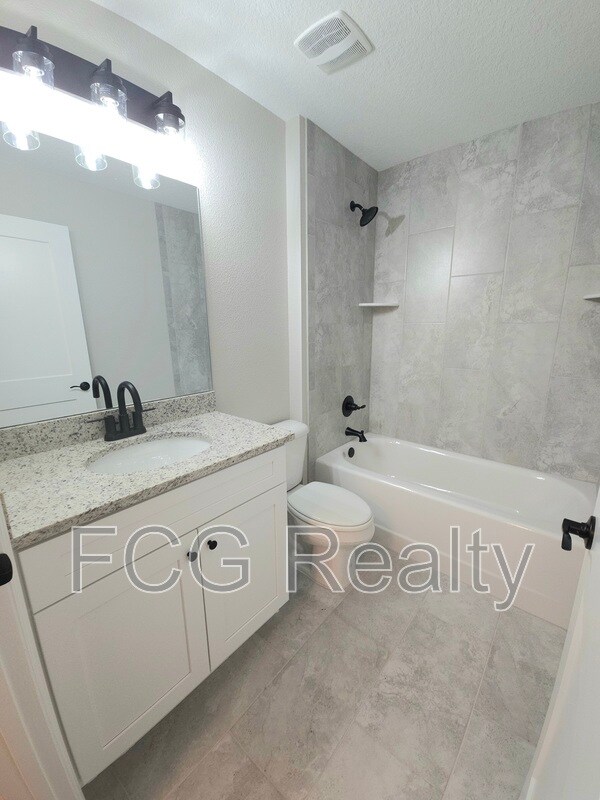 Building Photo - 7771 N Keystone Dr