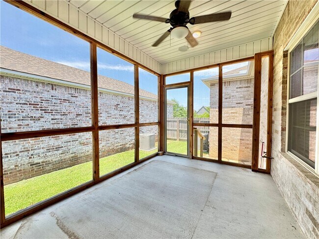 Building Photo - 3786 W Somerville Ln