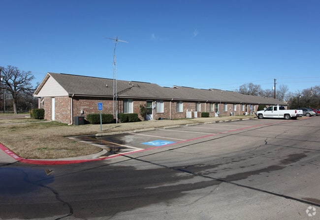 Building Photo - Charles Haddock Manor