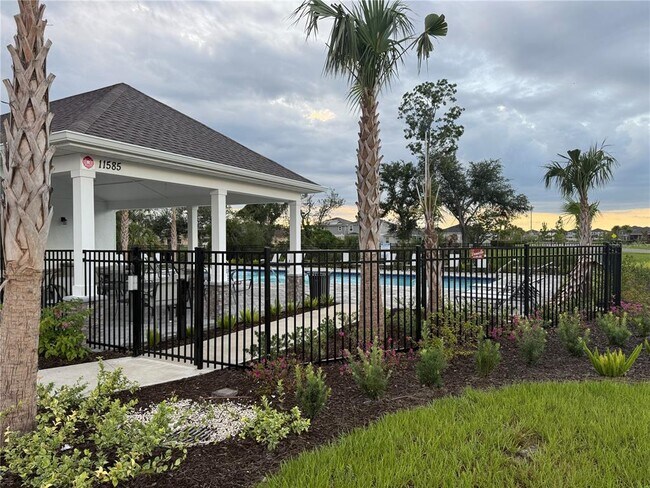 Building Photo - 10322 Star Flower Ln