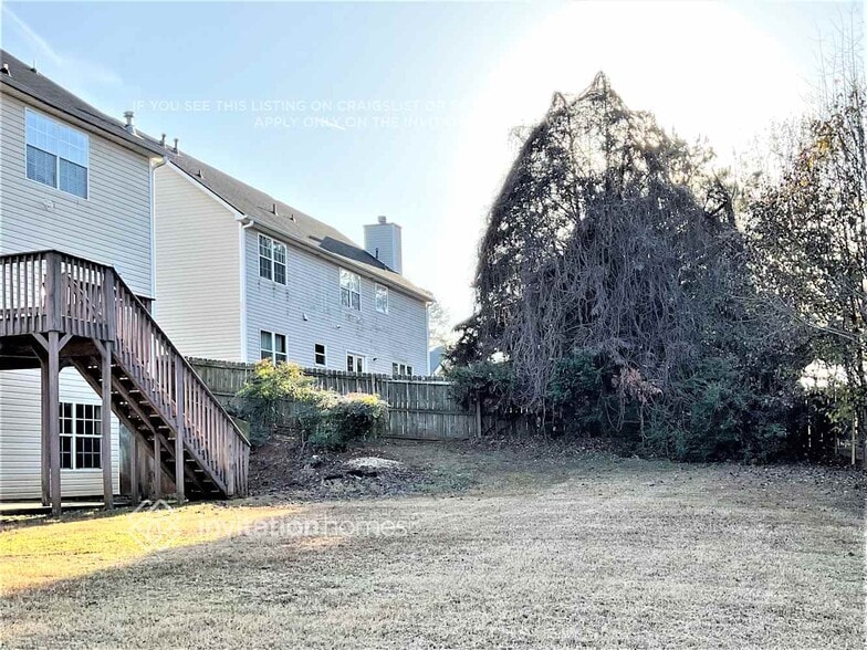 Building Photo - 2665 Barkley Mnr Dr