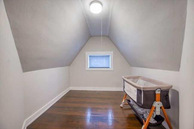 Building Photo - 702 Jackson St