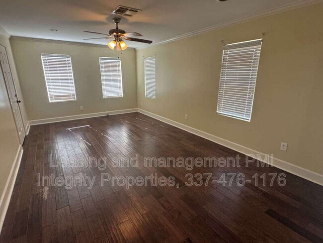 Building Photo - 834 Vatican Rd