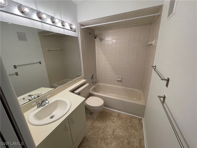 Building Photo - 2142 Arbour Walk Cir