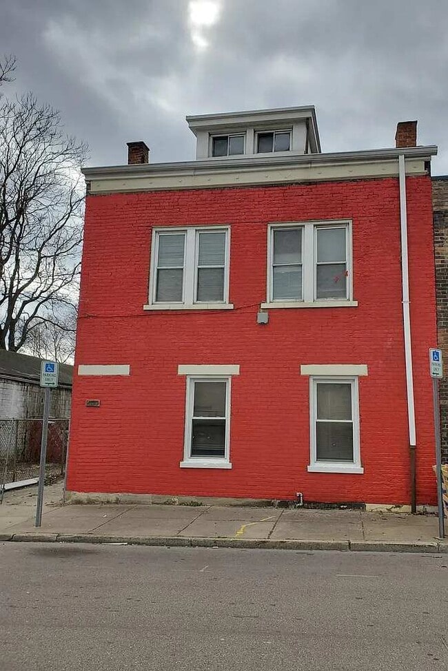 Building Photo - 2943 Jessamine St