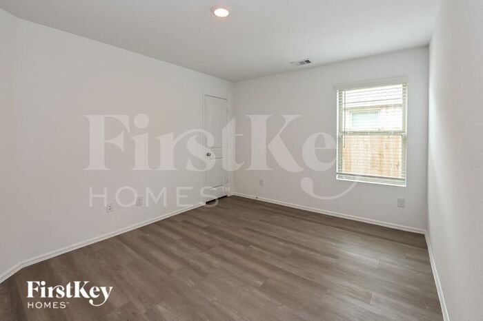 Building Photo - 22683 Malvicino Dr