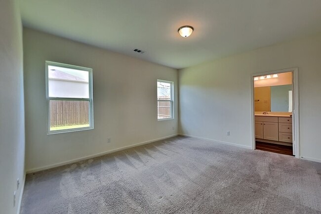 Building Photo - 617 Colgate Cir