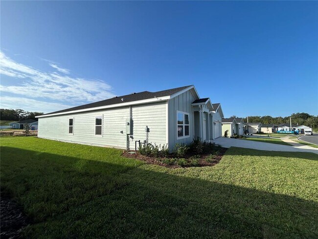 Building Photo - 12419 NW 139th Dr