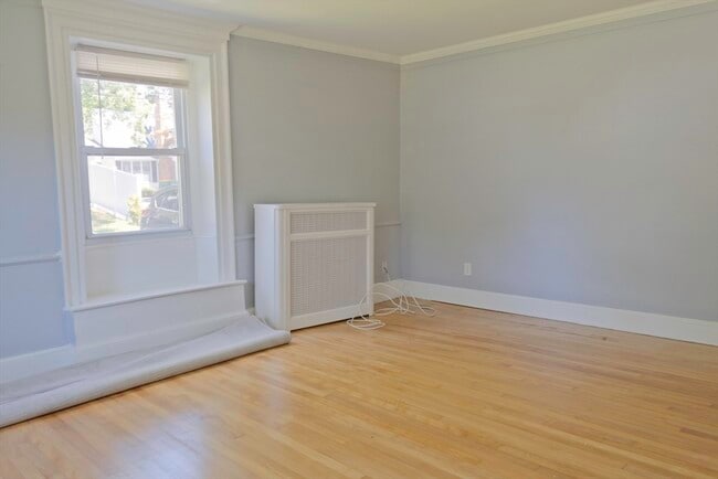 Building Photo - 330 Walpole St