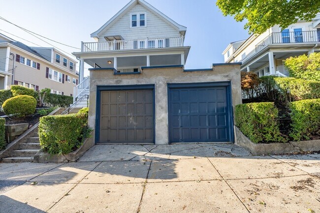 Building Photo - 35 Hosmer St