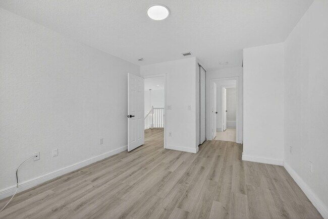 Building Photo - 2089 Reston Cir