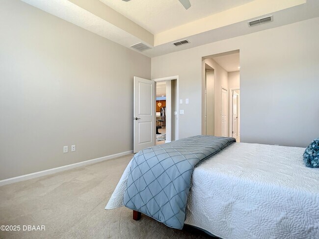 Building Photo - 321 Compass Rose Dr