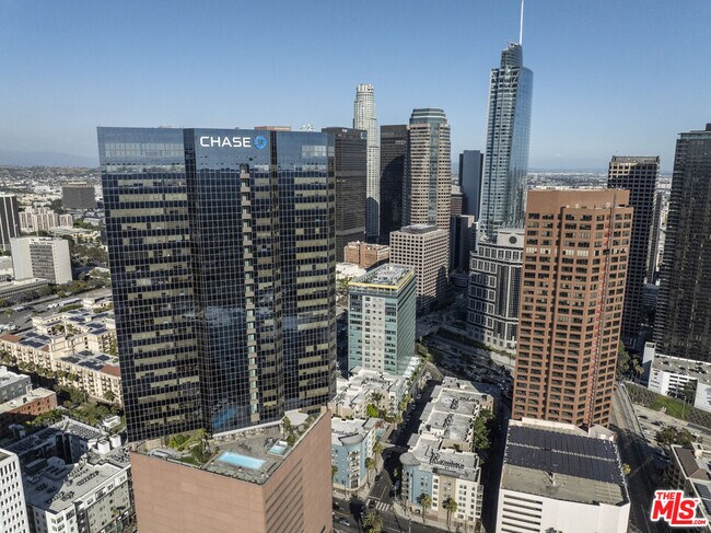 Building Photo - 1100 Wilshire Blvd