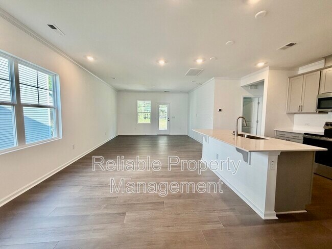 Building Photo - 354 Beachcomber Dr