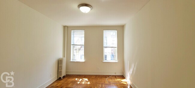 Building Photo - 541 88th St