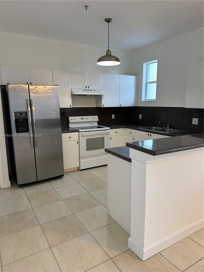 Building Photo - 2113 Shoma Dr