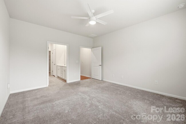 Building Photo - 162 White Apple Wy