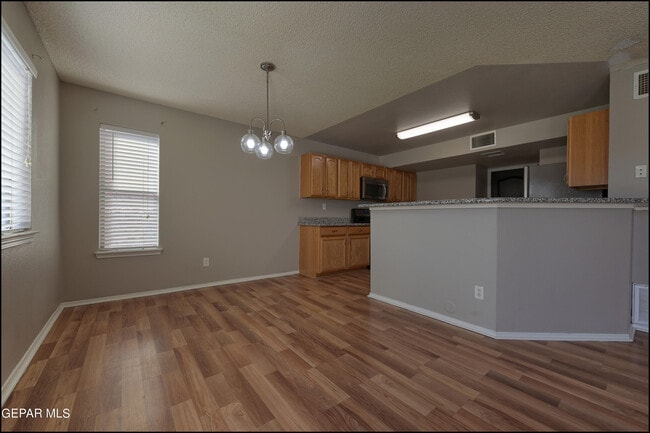 Building Photo - 11896 Mesquite Miel Dr