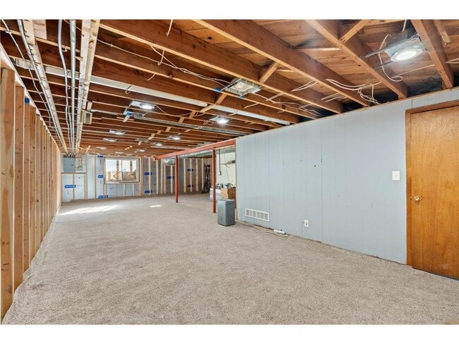 Building Photo - 5645 141st St N