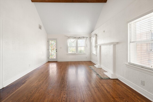 Building Photo - 2117 NW 29th St