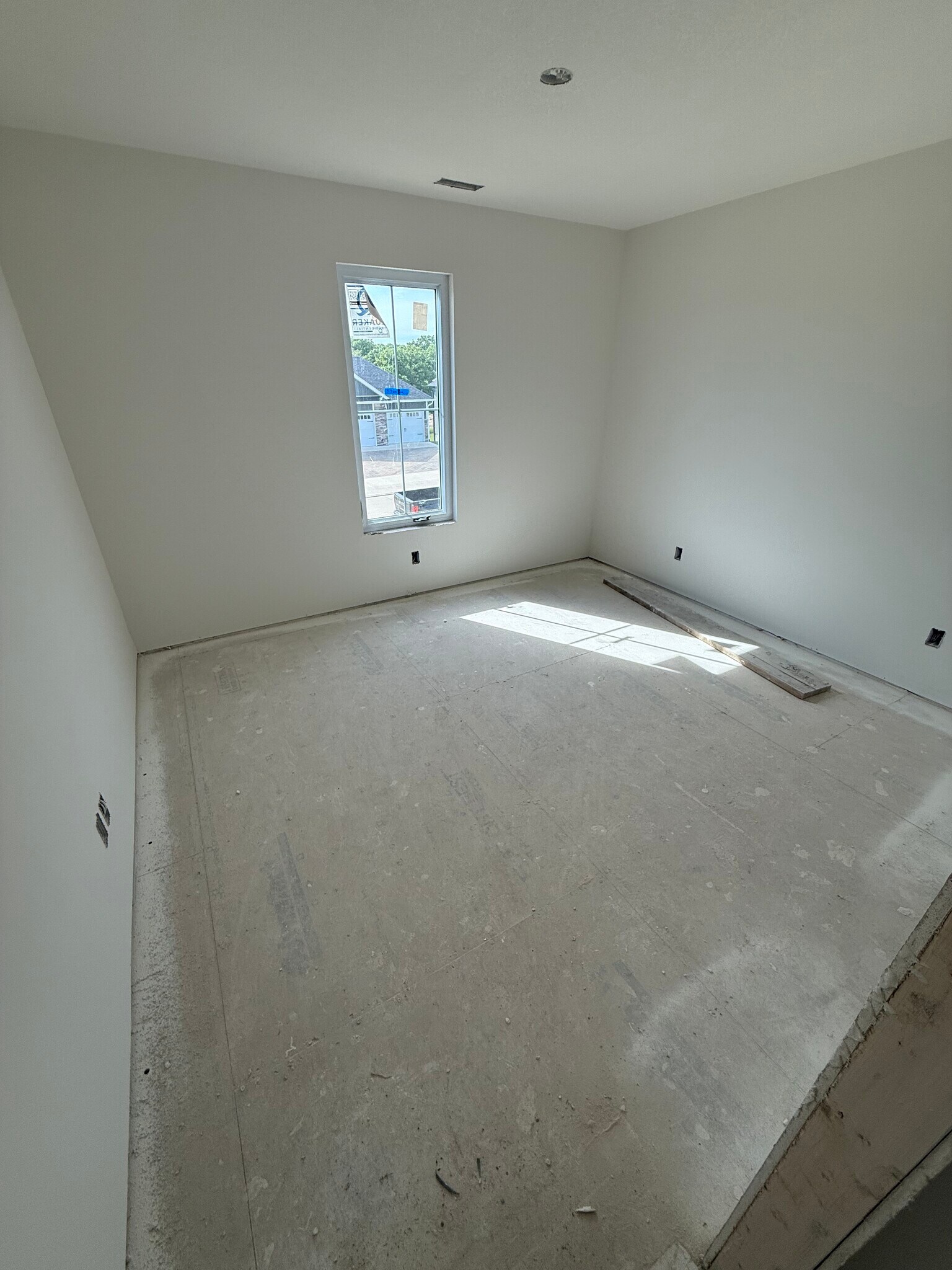 Building Photo - 5659 Ralph Dobbs Way