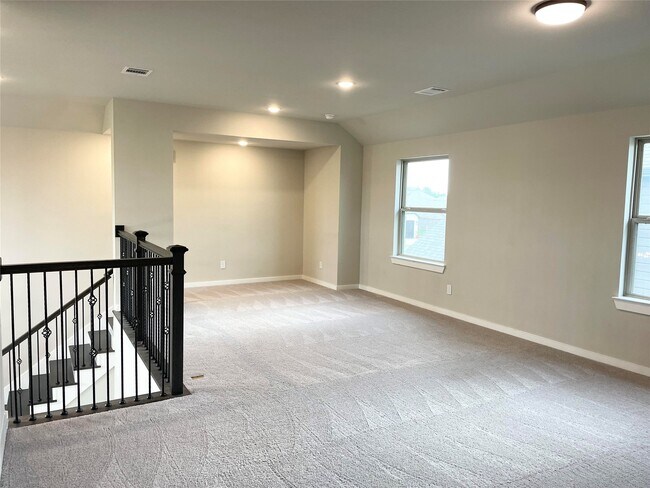 Building Photo - 4927 Shore Arbor Ln