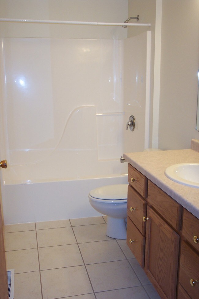 Building Photo - 1224 Mark Ave