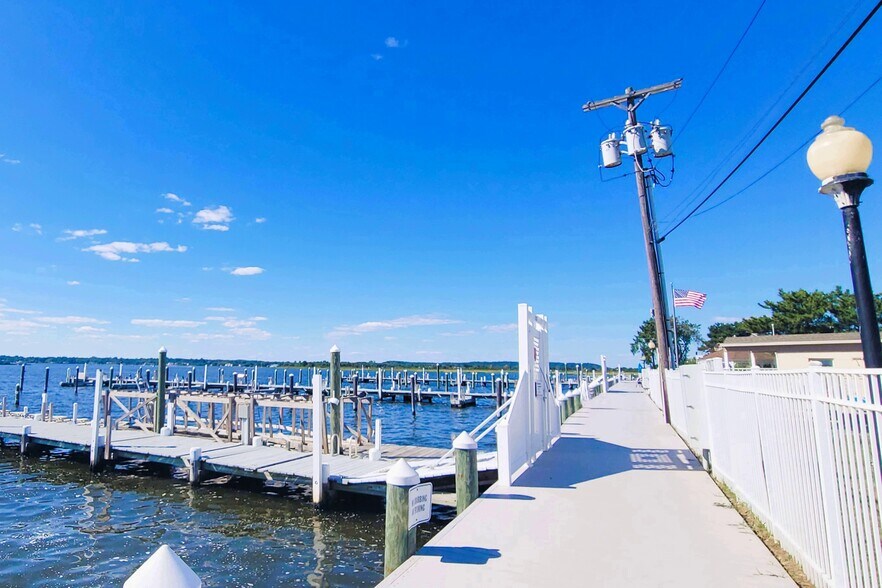 Building Photo - 76 Wharfside Dr