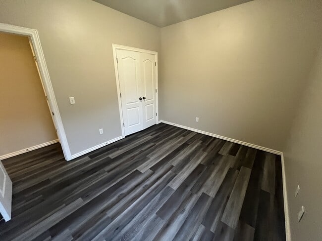 Building Photo - 2321 SW 94th St