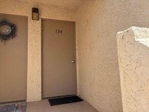 Building Photo - 3780 Desert Marina Dr