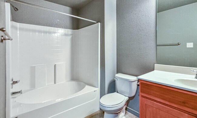 Building Photo - 2816 Leroy Cir