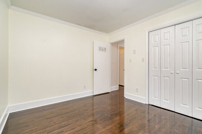 Building Photo - 7332 Kuck Rd