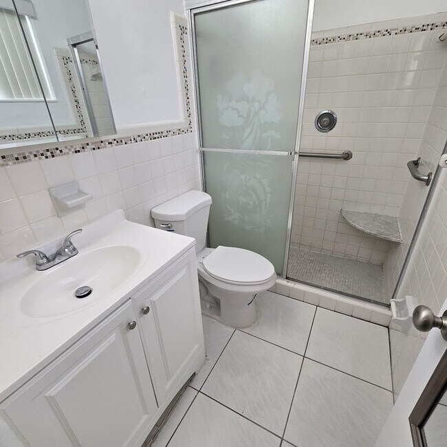 Building Photo - 3612-3614 TAYLOR ST