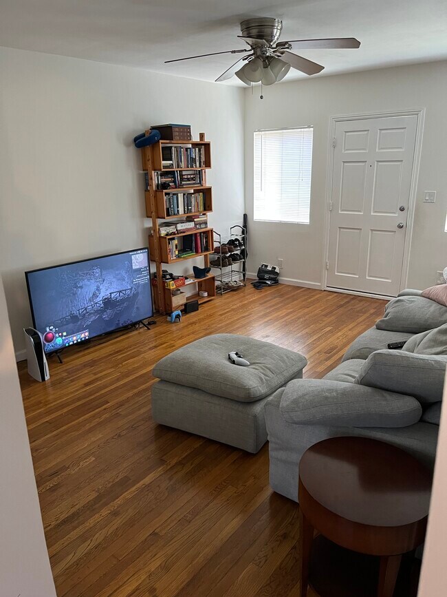 Building Photo - 2133 22nd St