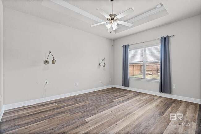 Building Photo - 21549 Yosemite Blvd