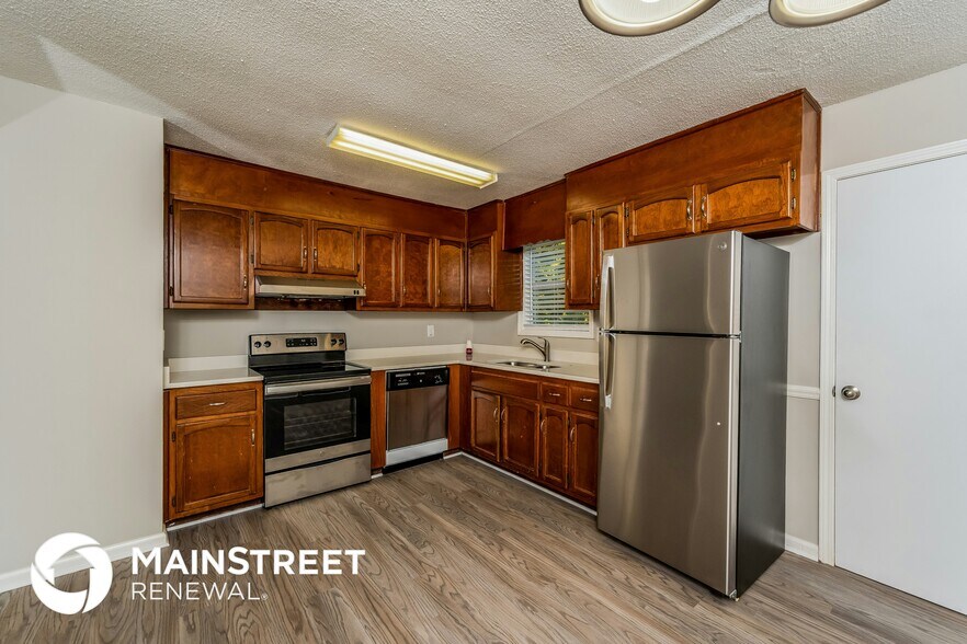 Building Photo - 6482 Chrissy Dr