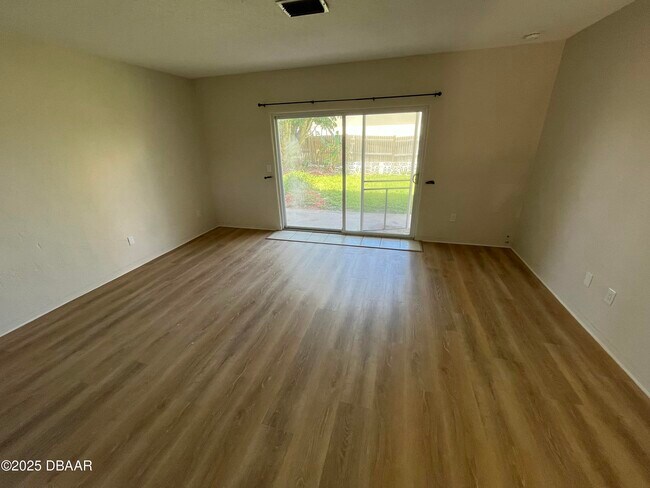 Building Photo - 3635 Cardinal Blvd