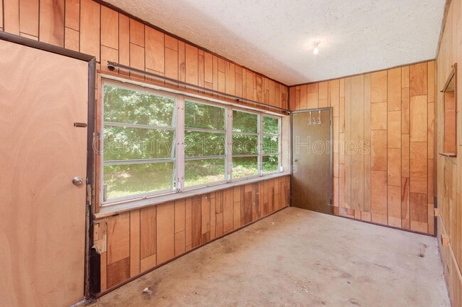 Building Photo - 7202 Old Carolina Rd