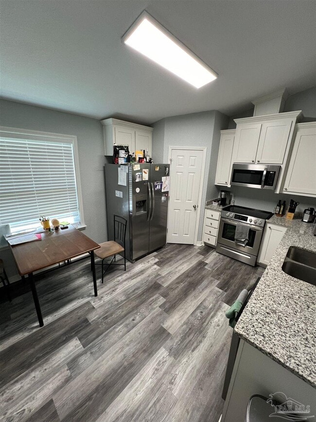Building Photo - 3021 N 36th Ave