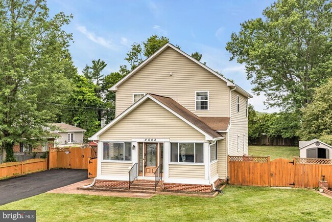 Building Photo - 8604 Woodlawn Ct