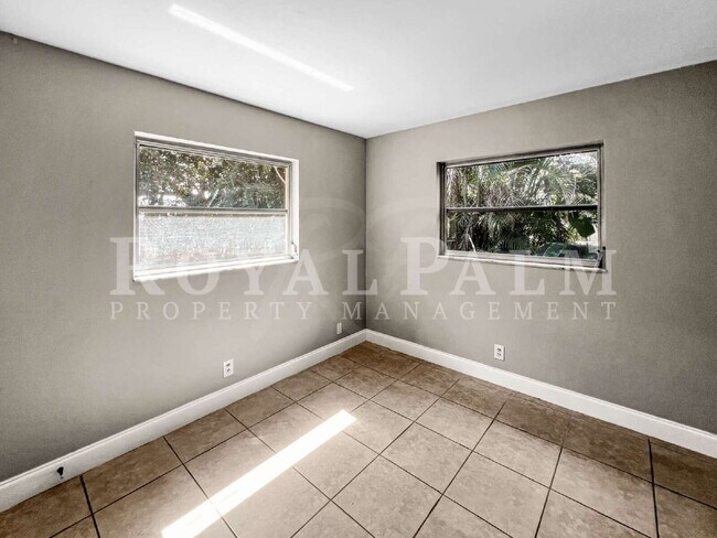 Building Photo - 7300 Barragan Rd