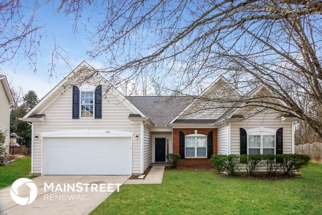 Building Photo - 4501 Keeneland Ln