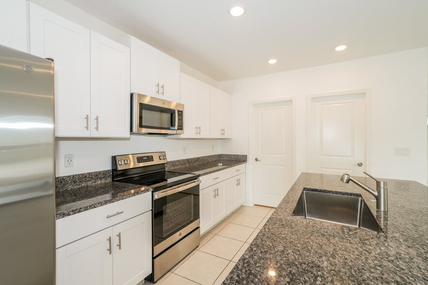 Building Photo - 17839 Cloudless Bliss Dr